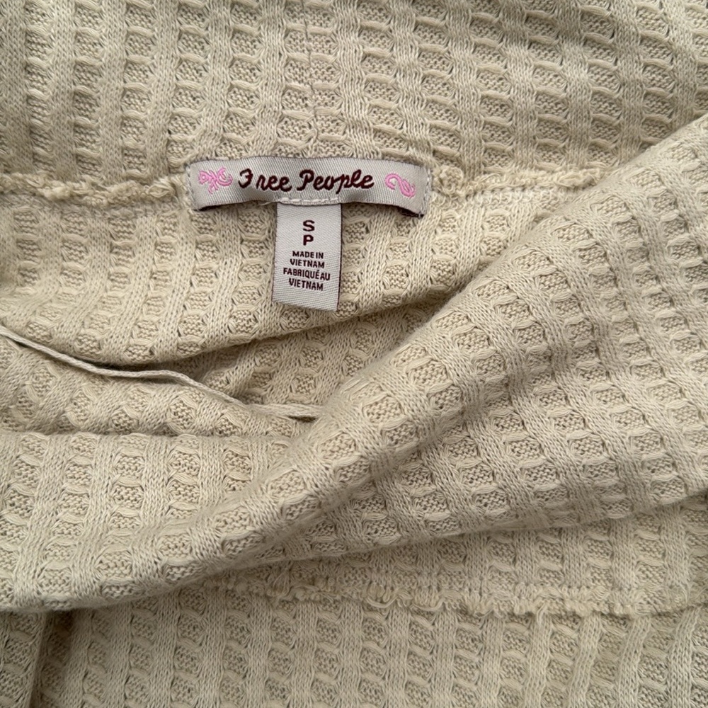 ❣️HOST PICK ❣️ Free People Juicy Waffle Knit Top NWT - Picture 6 of 8